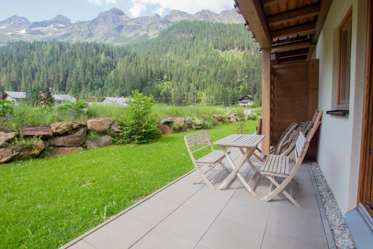 Tauerndorf Enzingerboden Ski In&Out - Steinbock Lodges Kültér fotó