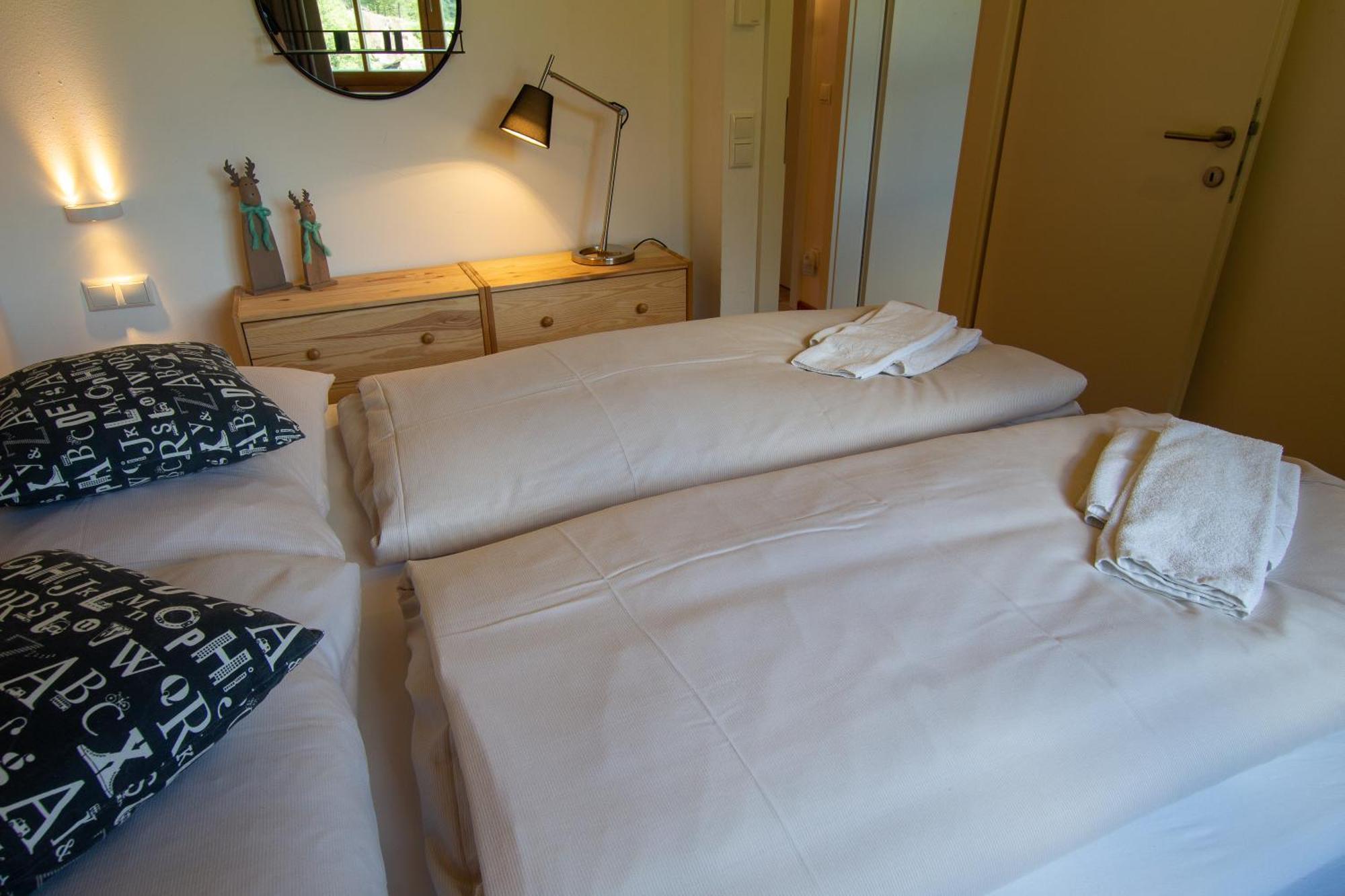Tauerndorf Enzingerboden Ski In&Out - Steinbock Lodges Kültér fotó