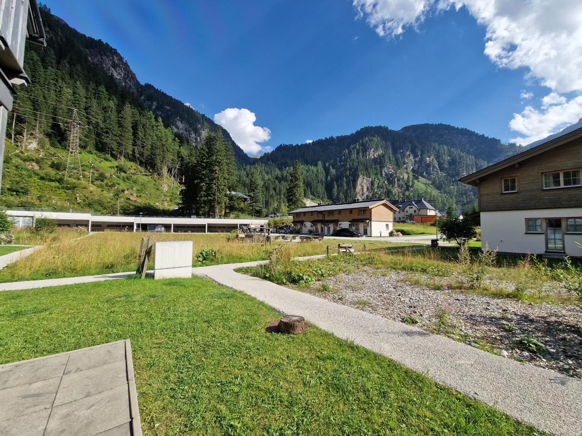 Tauerndorf Enzingerboden Ski In&Out - Steinbock Lodges Kültér fotó