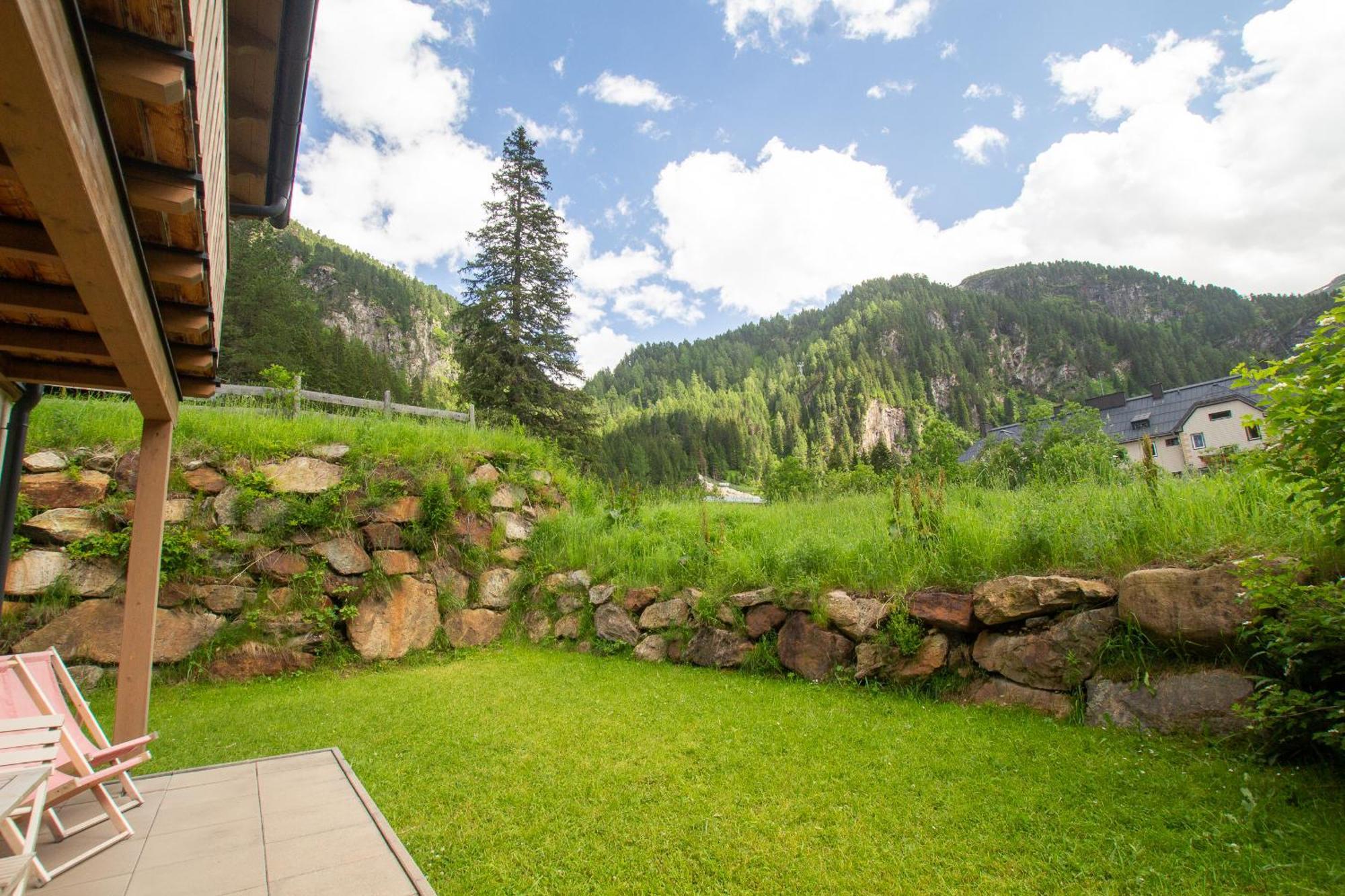 Tauerndorf Enzingerboden Ski In&Out - Steinbock Lodges Szoba fotó